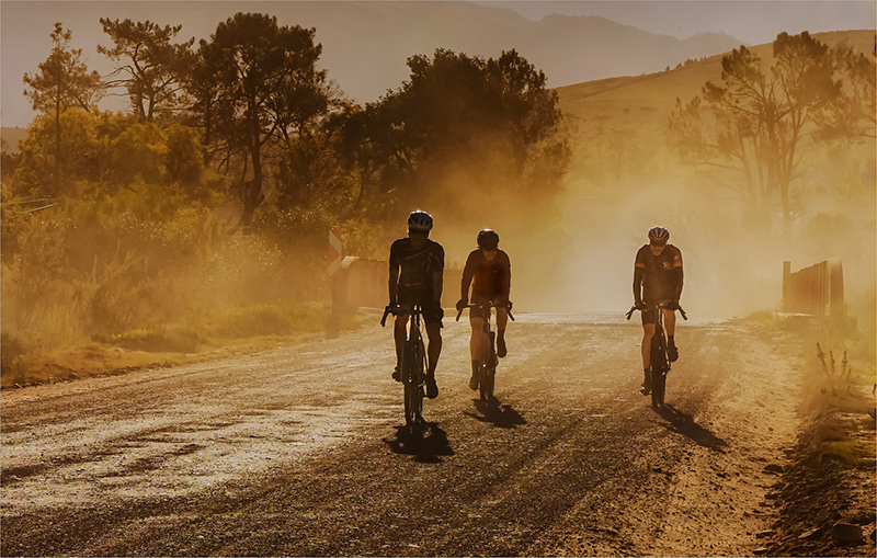 Witzenberg Photographic Society - Phillip De Lange - Last light Dust riders