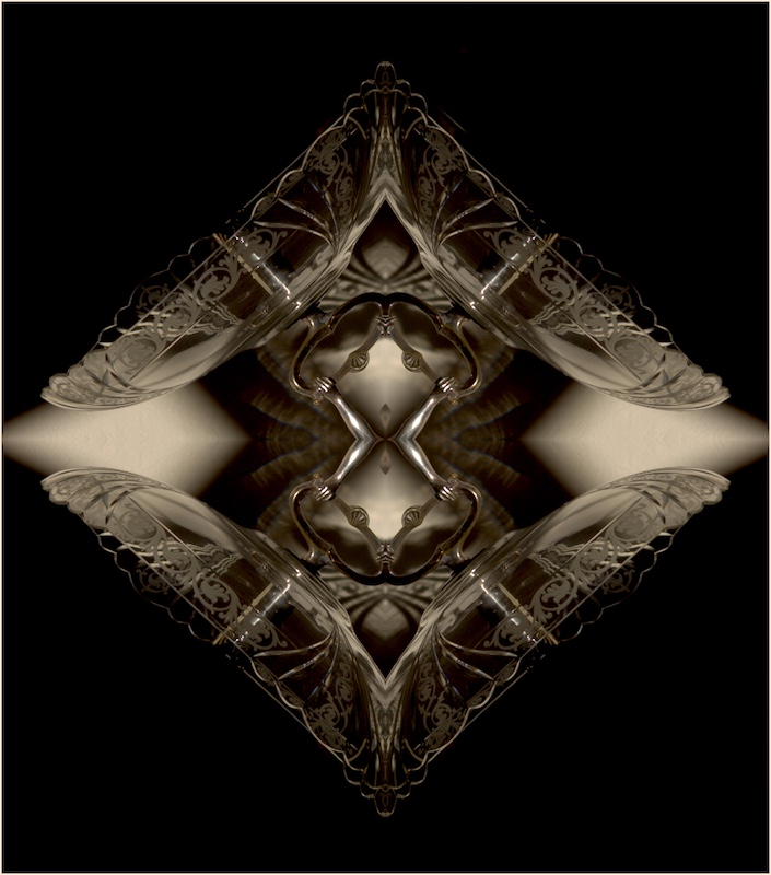 Hermanus Photographic Society - Anita Joubert - Symmetry