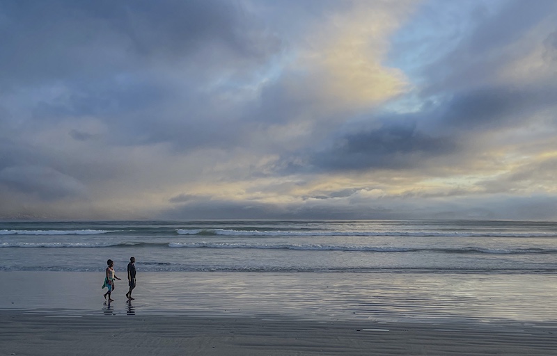 Fish Hoek Photographic  Society - Marian Shinn - Daybreak strollers