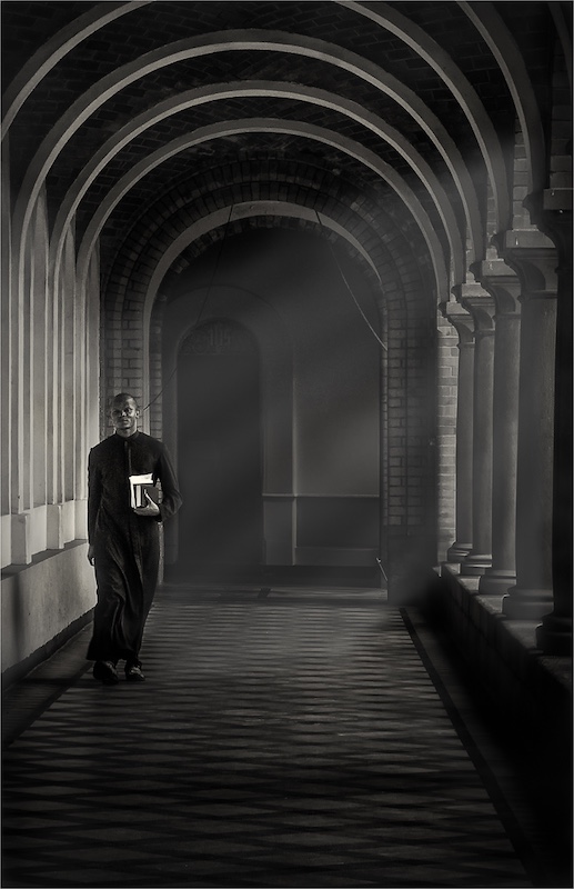 Bluff Camera Club - Sean Cameron Gunn - Walking in the light