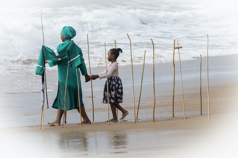 Hillcrest Camera Club - Leigh Watson - Leading the way