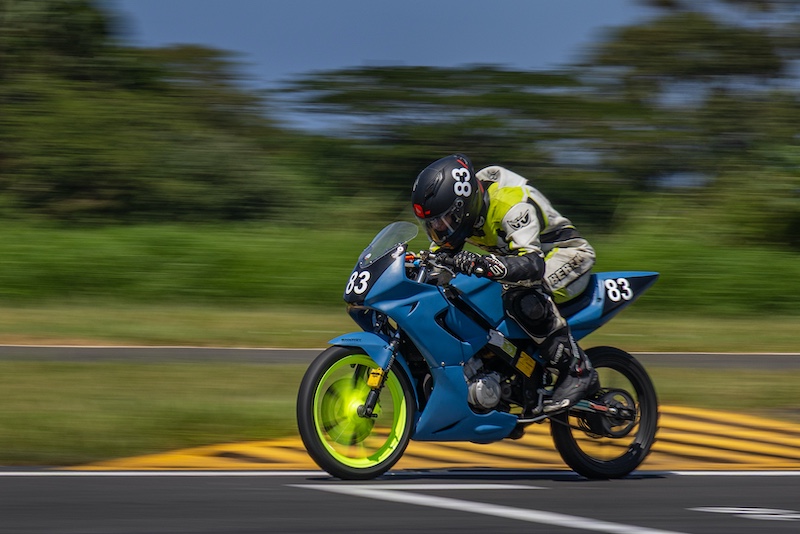 Bluff Camera Club - Wendy Freer - At Speed