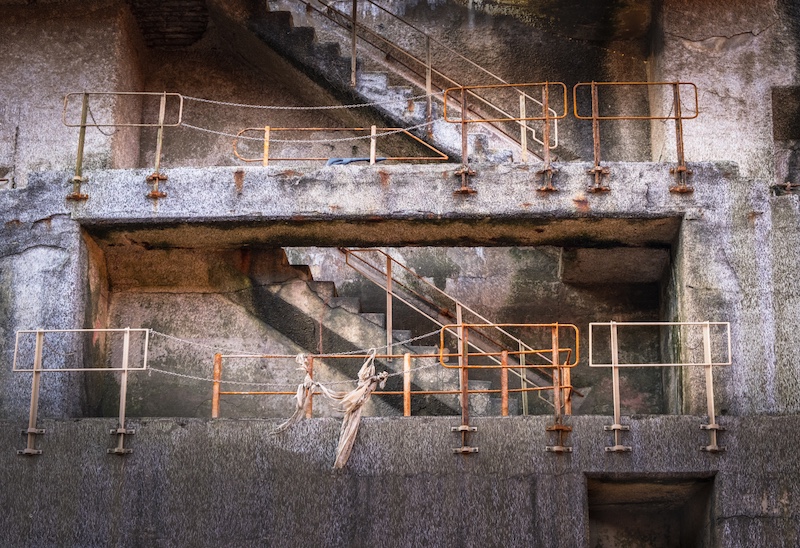 Edenvale Photographic Club - Graham Russell - Grunge Staircase