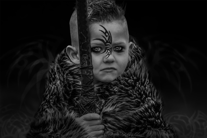 Randburg Foto Klub-Randburg Photo Club - Ursula Baumann - Small bravery before the big fight
