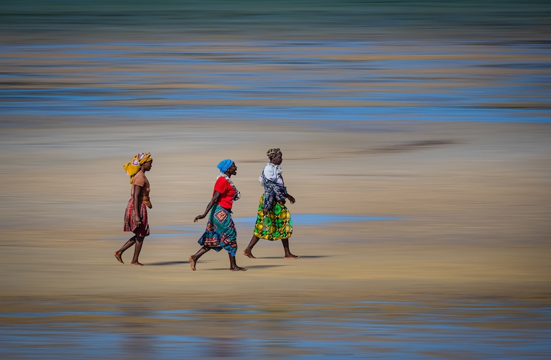 Dave Wickham - Highway Camera Club - Beach Ladies Mozambique