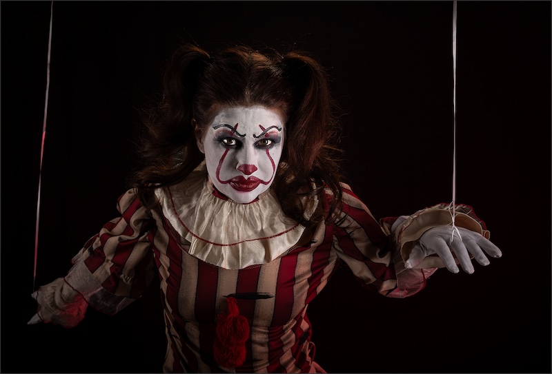 PSSA Silver Medal -  F - Human Portraits  COLOUR -  Clown on strings -  Renee Storme -  Vanderbijlpark Fotografiese Vereniging