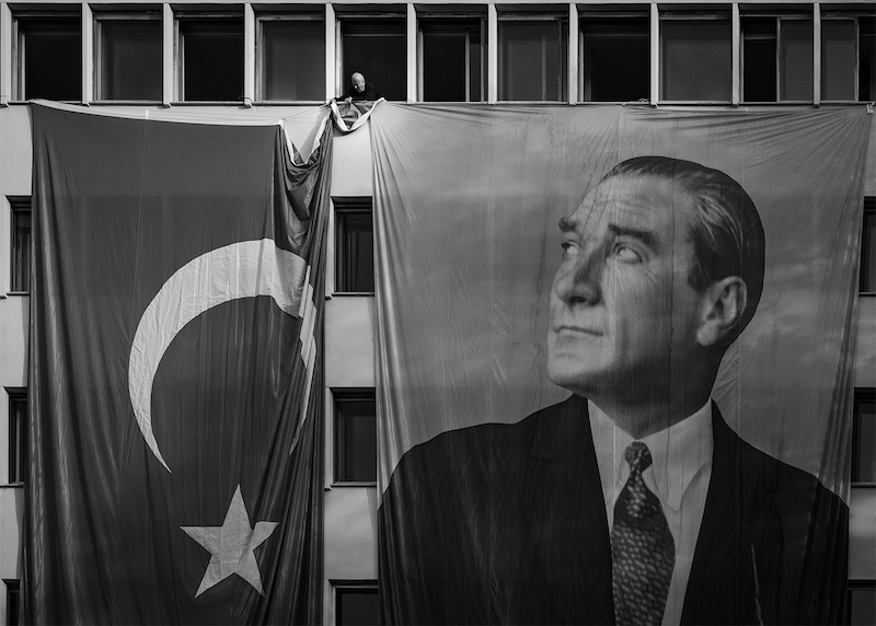 Kroonstad Fotoklub Bronze Medal - Open Monochrome - Patriotism - Simon Frank Mouton - Cape Town Photographic Society