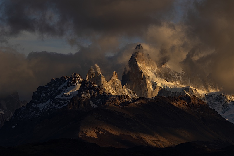 PSSA Silver Medal-Scapes-Sunkissed Peaks-Nerissa Naidoo-Hibiscus Coast Photographic Society.